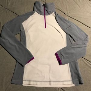 Columbia sweater